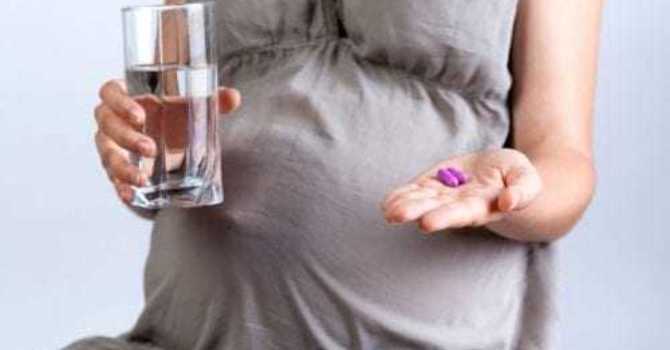 Pregnant? Healthy Food & Vitamins To Consume image